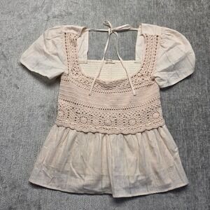 Miss Me Women's Large Beige Crochet Puff Sleeve Peplum Top